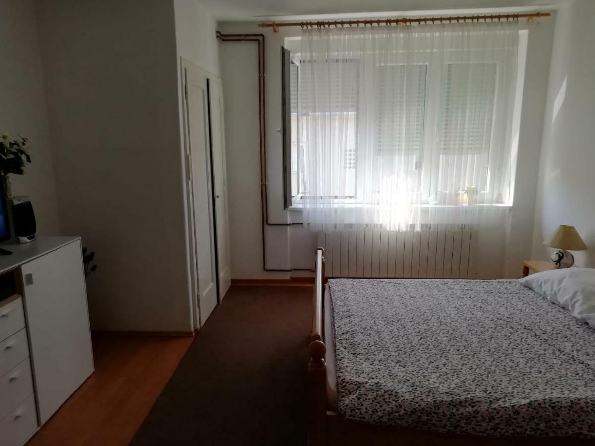 Poljak * Zagrzeb